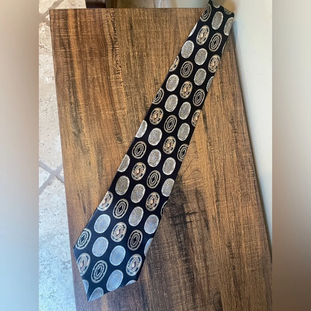 Oscar De La Renta Couture Silk Tie